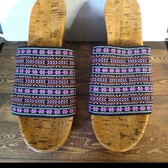 Montego Bay Club Multi Colored Cork Wedge Sandals Sz 8.5 - Picture 3 of 9